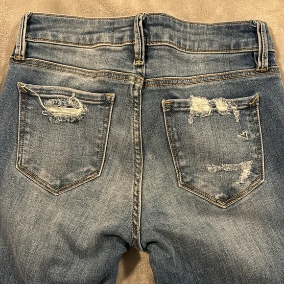 Hidden Distressed Jeans - Picture 11 of 13